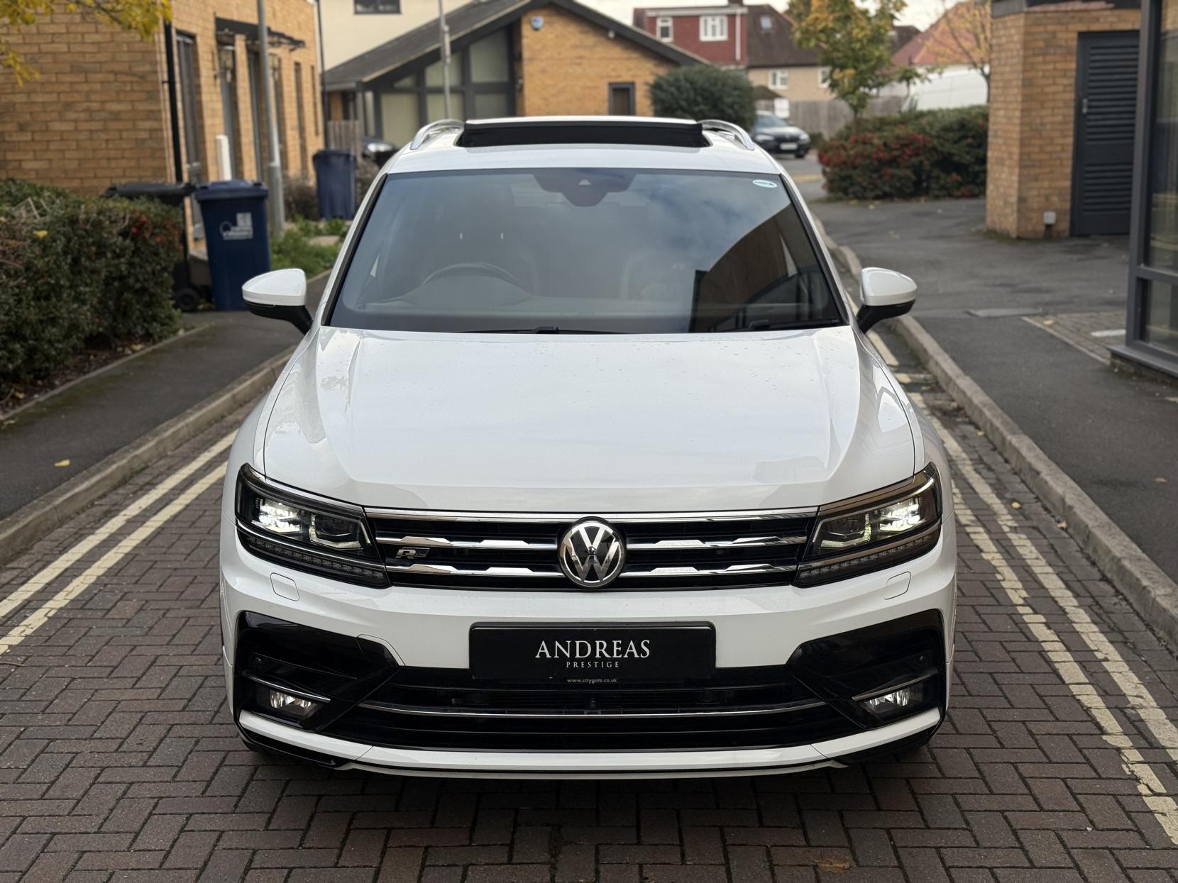 Volkswagen Tiguan Allspace 1.5 TSI EVO R-Line Tech SUV 5dr Petrol DSG Euro 6 (s/s) (150 ps)