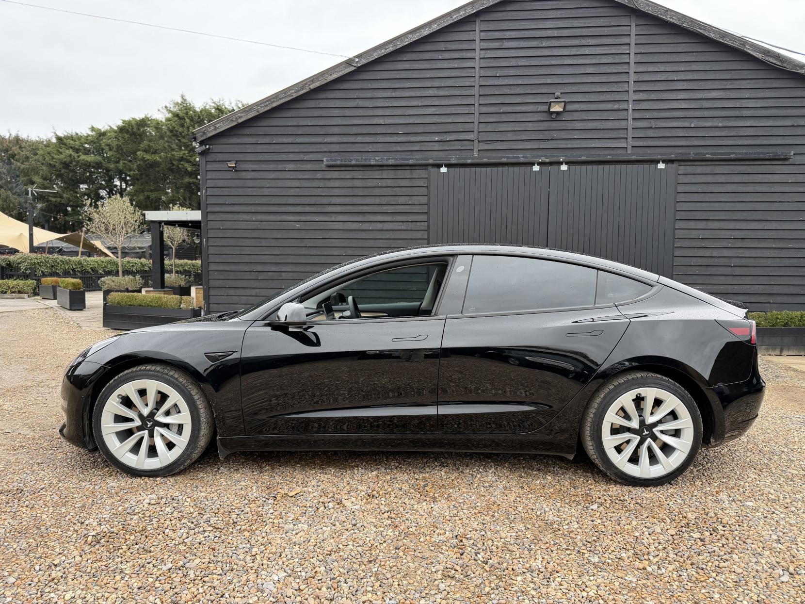 Tesla Model 3 (Dual Motor) Long Range Saloon 4dr Electric Auto 4WDE (346 ps)