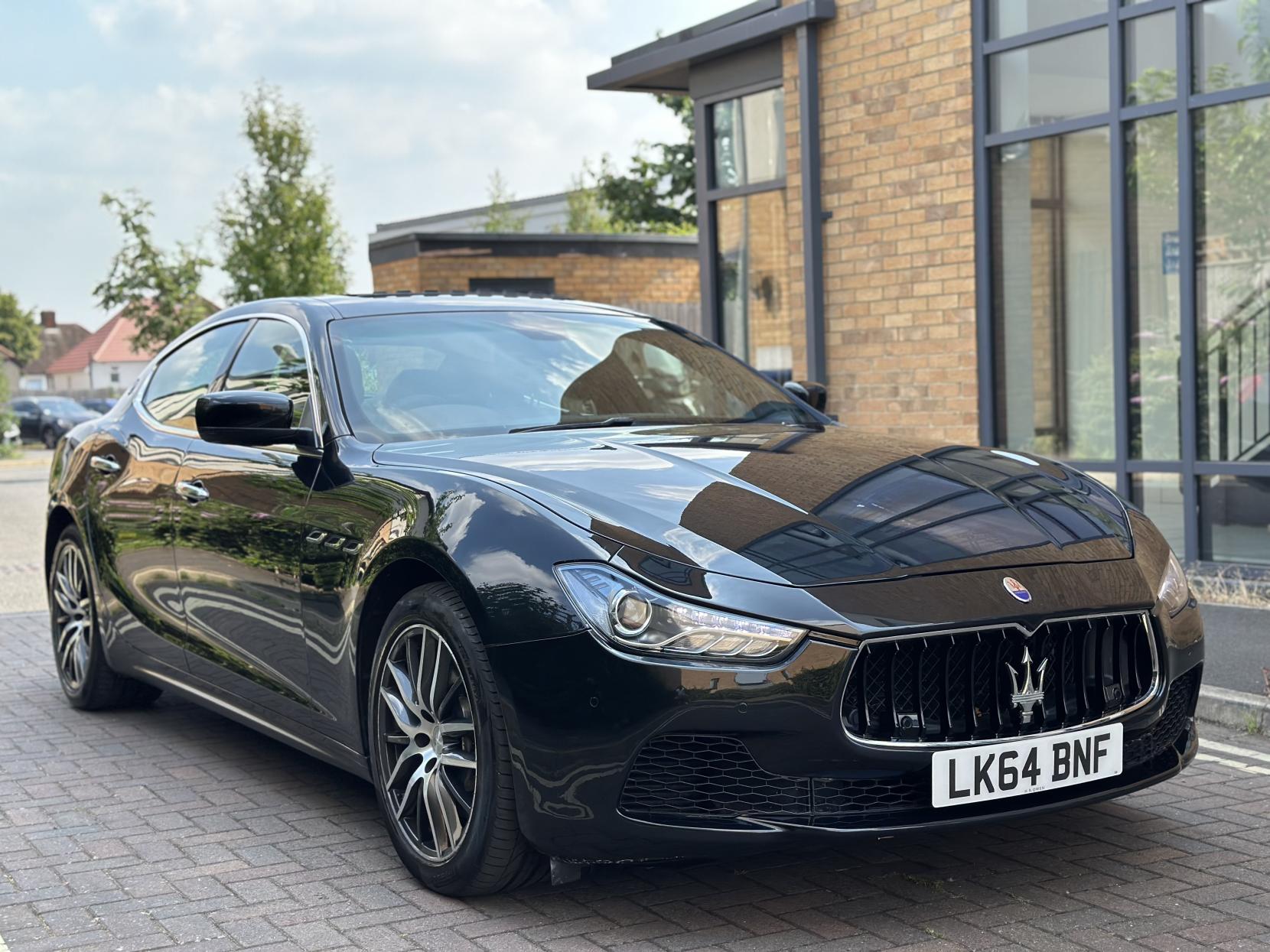 Maserati Ghibli 3.0 V6 Saloon 4dr Petrol ZF Euro 5 (330 ps)