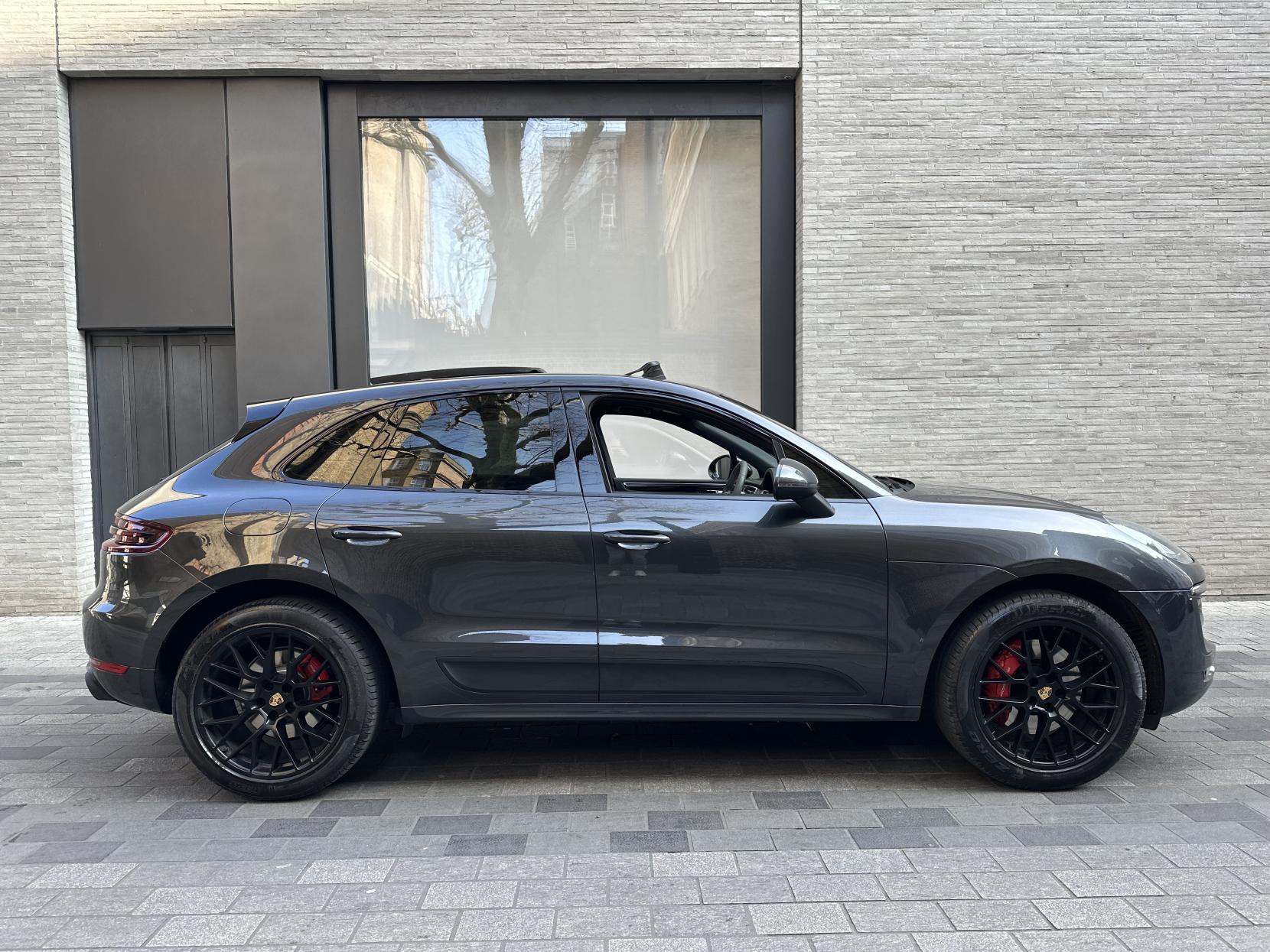 Porsche Macan 3.0T V6 GTS SUV 5dr Petrol PDK 4WD Euro 6 (s/s) (360 ps)