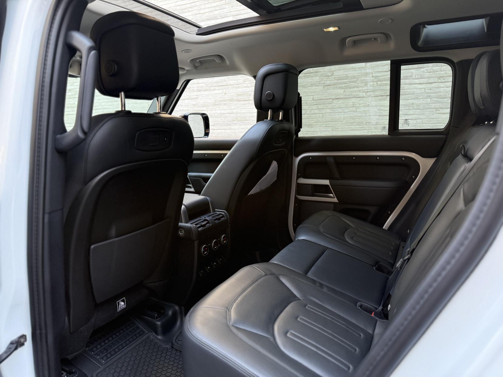 Land Rover Defender 110 2.0 Si4 HSE SUV 5dr Petrol Auto 4WD Euro 6 (s/s) (300 ps)