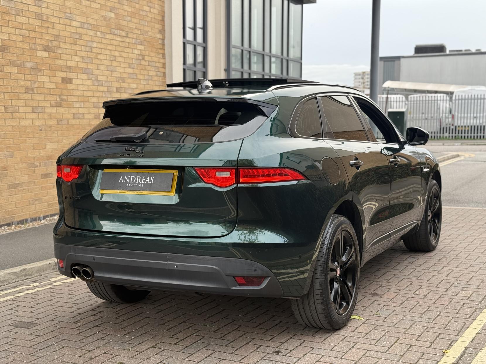 Jaguar F-PACE 2.0 D180 R-Sport SUV 5dr Diesel Auto AWD Euro 6 (s/s) (180 ps)