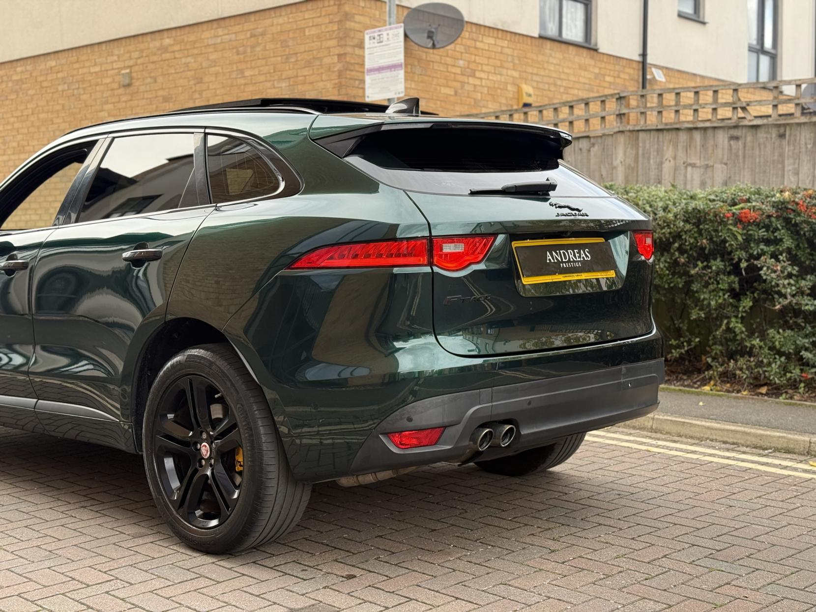 Jaguar F-PACE 2.0 D180 R-Sport SUV 5dr Diesel Auto AWD Euro 6 (s/s) (180 ps)
